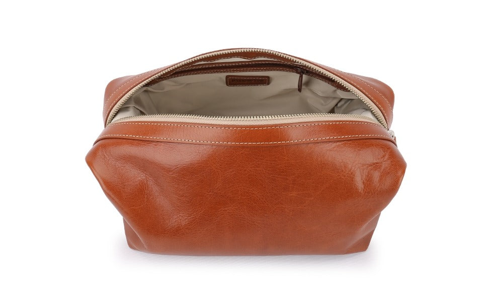 Men's Shave Kit in Florentine Leather